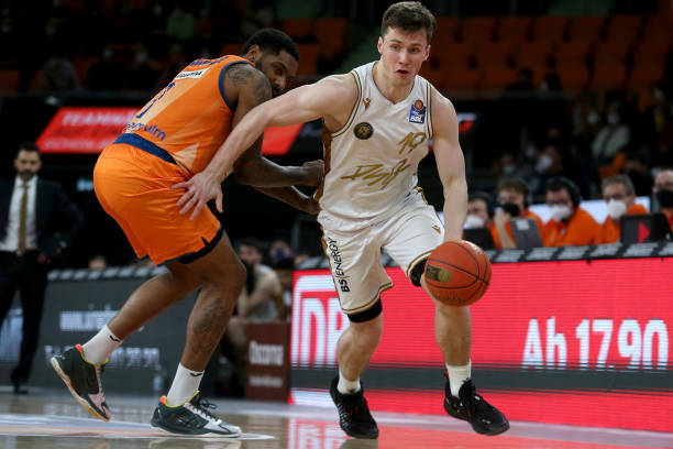 赛中取得成 赛中取得成