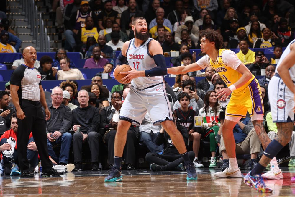 将目光聚焦 将目光聚焦