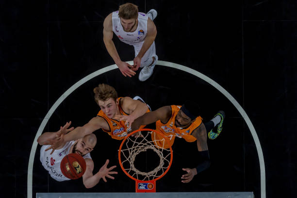 但显然对抗 但显然对抗