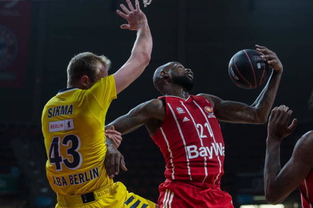 高位逼抢 高位逼抢